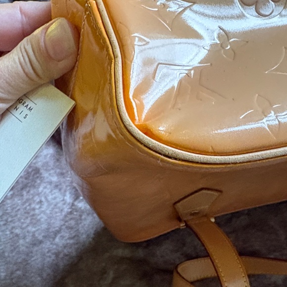 Louis Vuitton Light orange Vernis Houston Embossed Tote - Picture 7 of 14